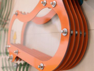 krytaya igrovaya ploshchadka